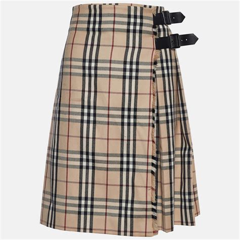 burberry novacheck pleated buckle detail wraparound skirt